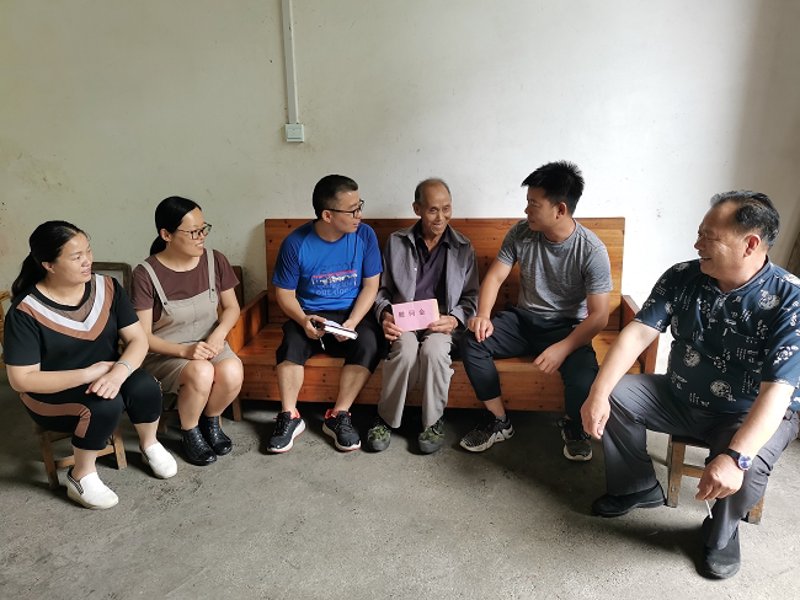 社工服务中心:连接人心的桥梁